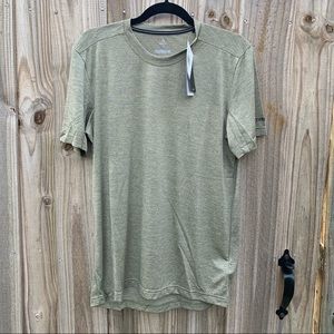 🌿adidas Outdoors Tivid Tee🌿